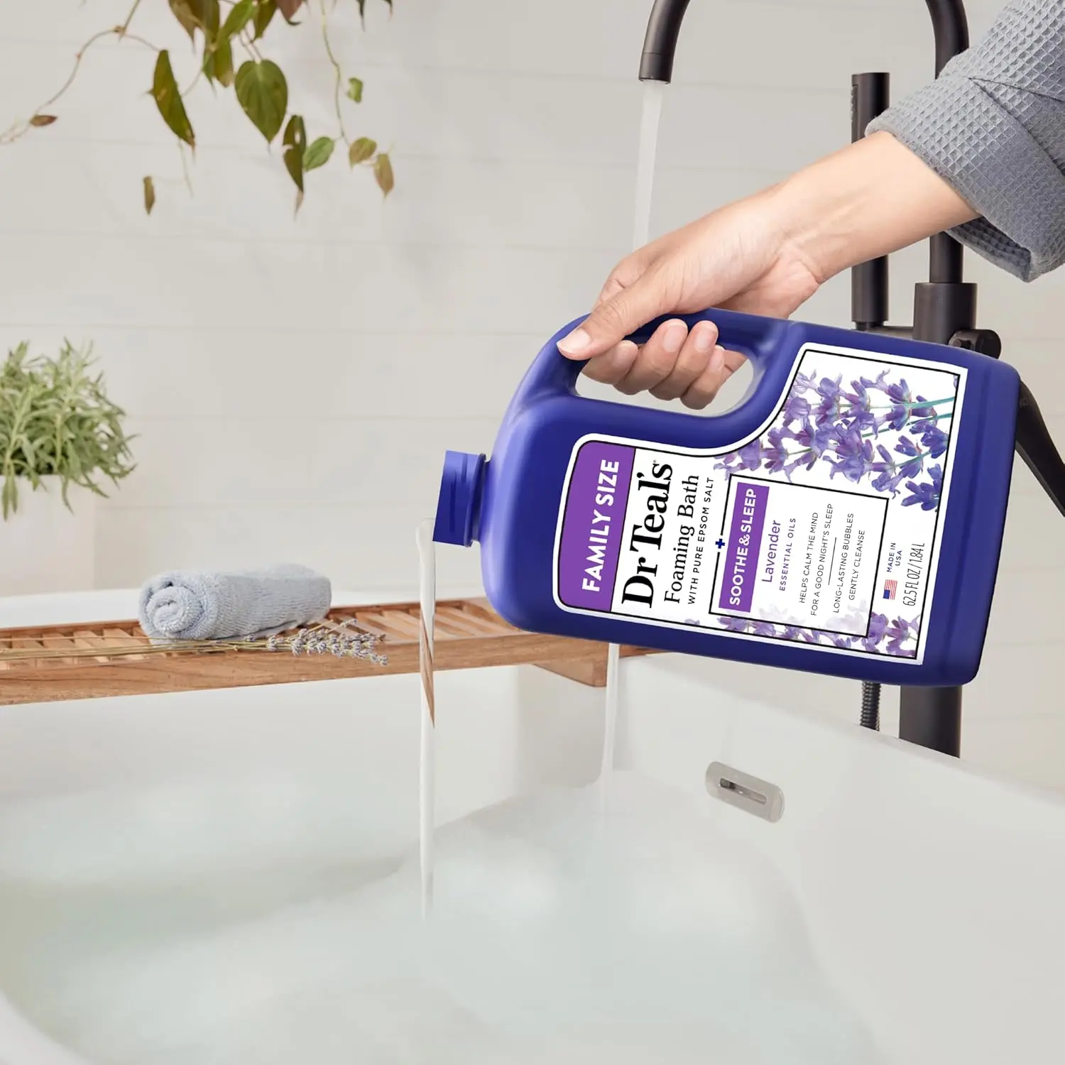 Dr Teal's Soothe & Sleep Lavender foaming bath with pure Epsom salt is infused with essential oils to gently cleanse, refresh skin, and promote relaxation.