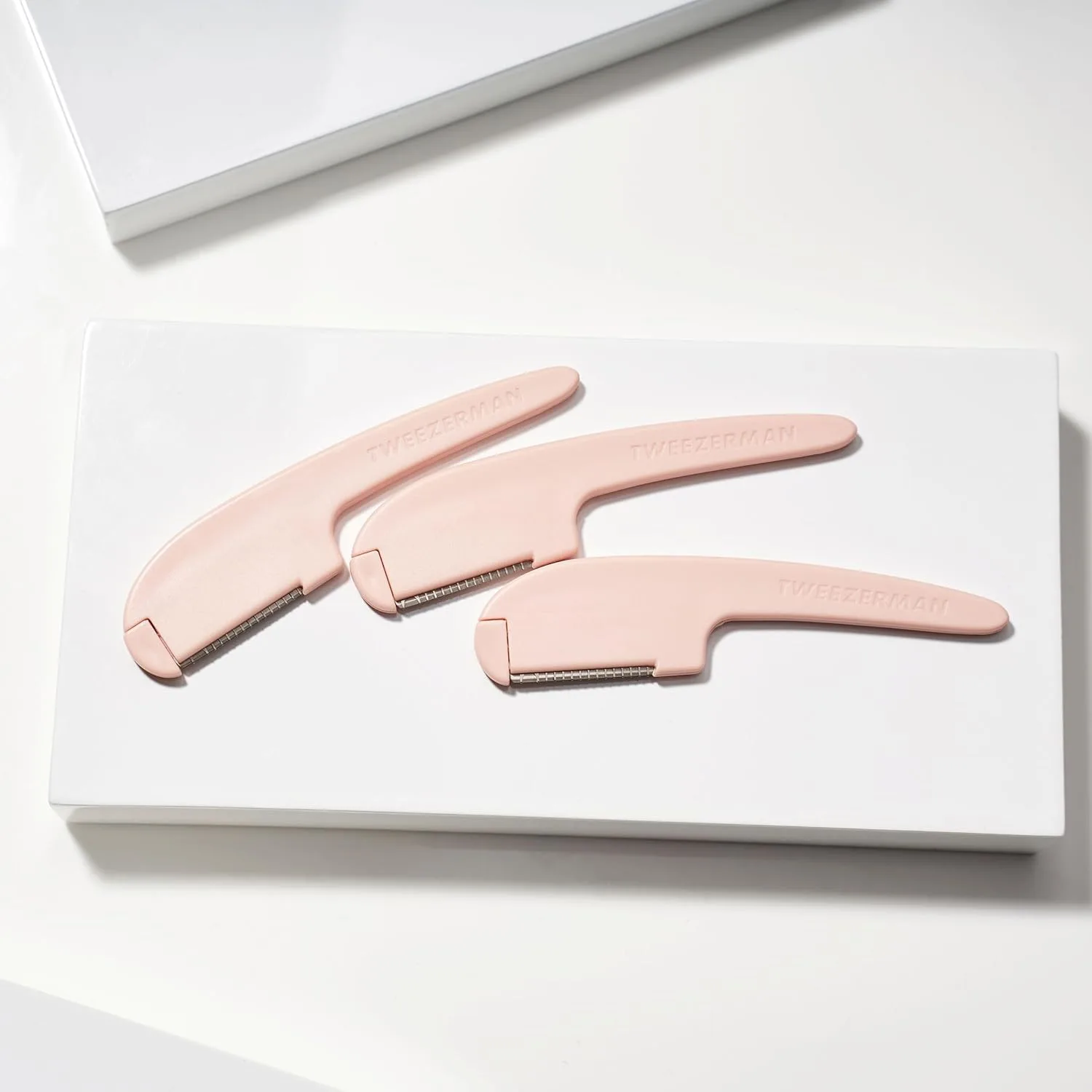 Facial Razors for Hair Removal & Exfoliation - 3 Count - Image 7