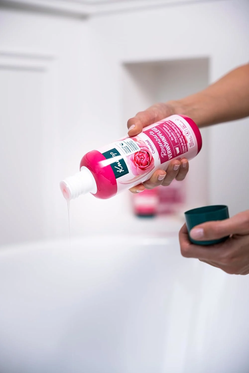 Kneipp Rose Creme Bath - Pampering & Nourishing - Image 3