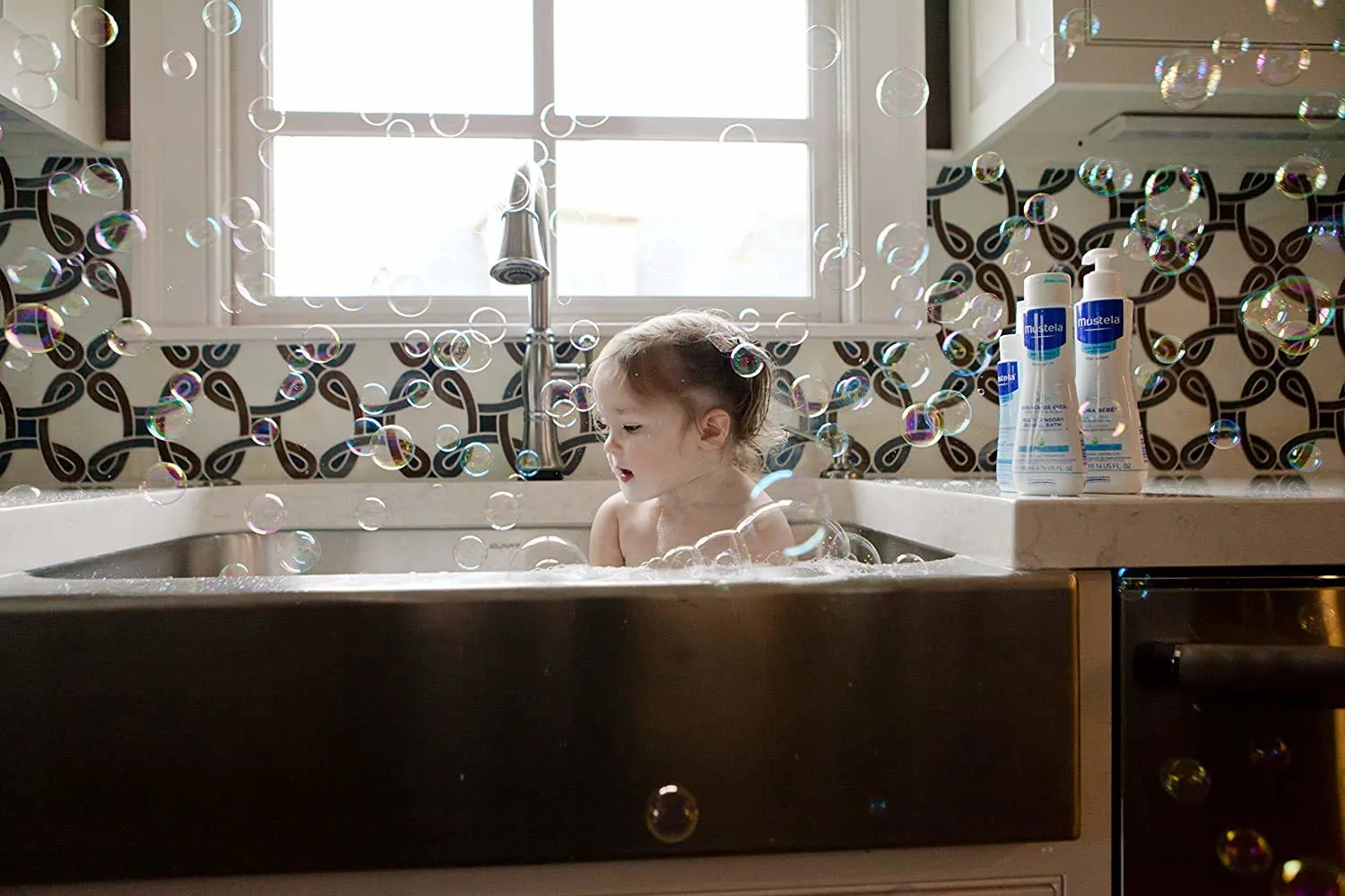 Mustela Bubble Bath - Tear Free & Gentle Cleanse - Image 7