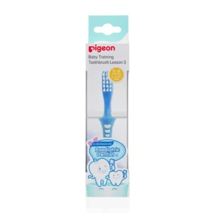 This Pigeon baby training toothbrush features extra soft bristles for gentle cleaning of a 12-18 month old's milk teeth and gums.