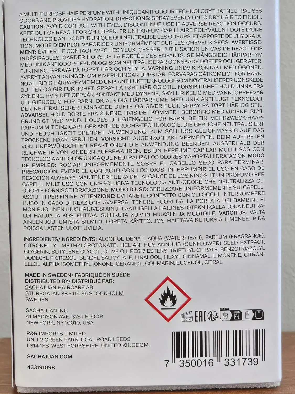 SACHAJUAN hair perfume freshens hair with its signature fragrance, while providing moisture, shine, and color protection using anti-odor technology.