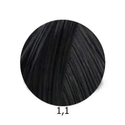 Tube of Schwarzkopf Igora Royal hair color in shade 5.6, light brown chestnut, providing professional-quality hair coloring.