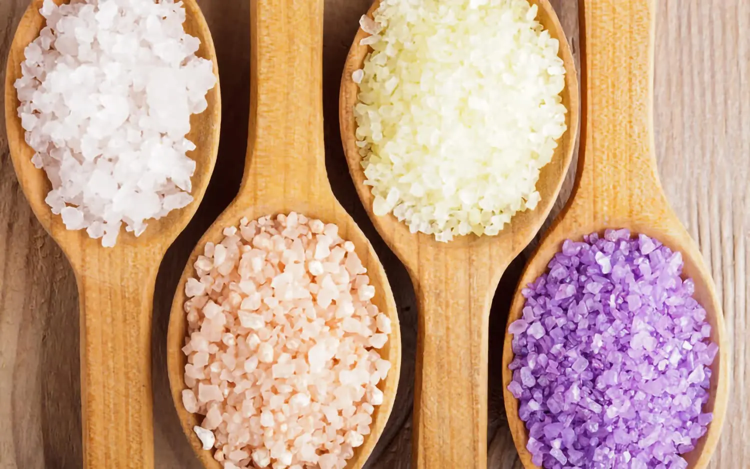 PILOT Silky Cool Relaxy Lavenda mineral bath salt for a luxurious, relaxing, and detoxing spa experience at home.