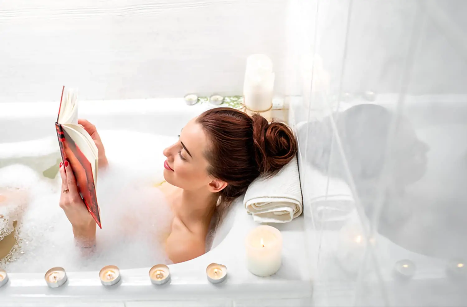 PILOT Silky Cool Relaxy Lavenda mineral bath salt for a luxurious, relaxing, and detoxing spa experience at home.