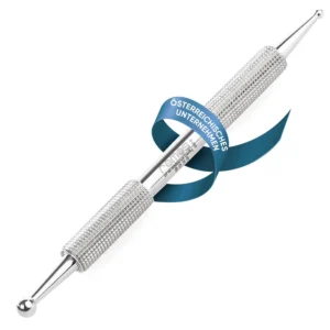 This stainless steel acupressure pen features two ball sizes for targeted scar and adhesion treatment, and its grooved handle ensures a secure grip.
