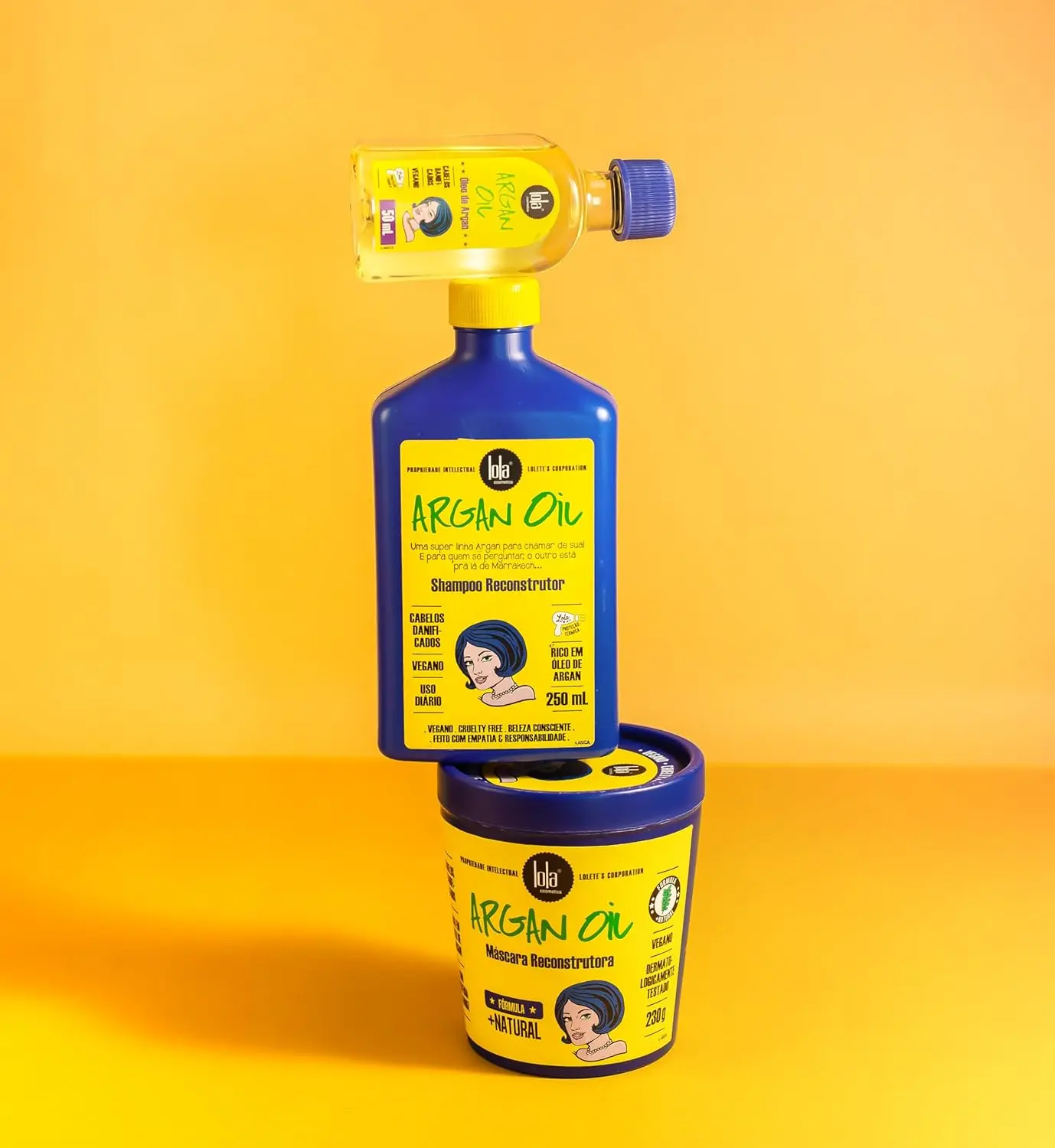 Lola Cosmetics argan oil deeply nourishes dry hair, controls frizz, and adds lightweight shine for a smooth, radiant look.