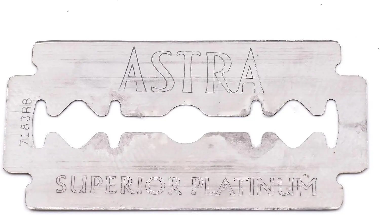 One hundred Astra platinum-coated double edge safety razor blades made in India, packaged in 20 packs of 5 blades each.