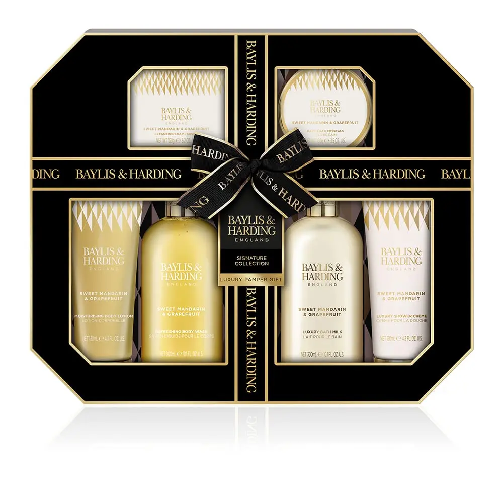 This Baylis & Harding Sweet Mandarin & Grapefruit vegan gift set includes luxury hand and body toiletries and a body polisher, all beautifully packaged in recyclable plastic-free packaging.