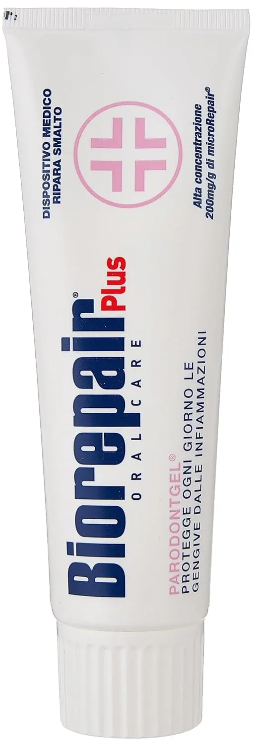 Biorepair Parodontgel toothpaste protects gums from inflammation with its innovative, SLS, paraben, and fluoride-free formula, containing microRepair for enamel repair.