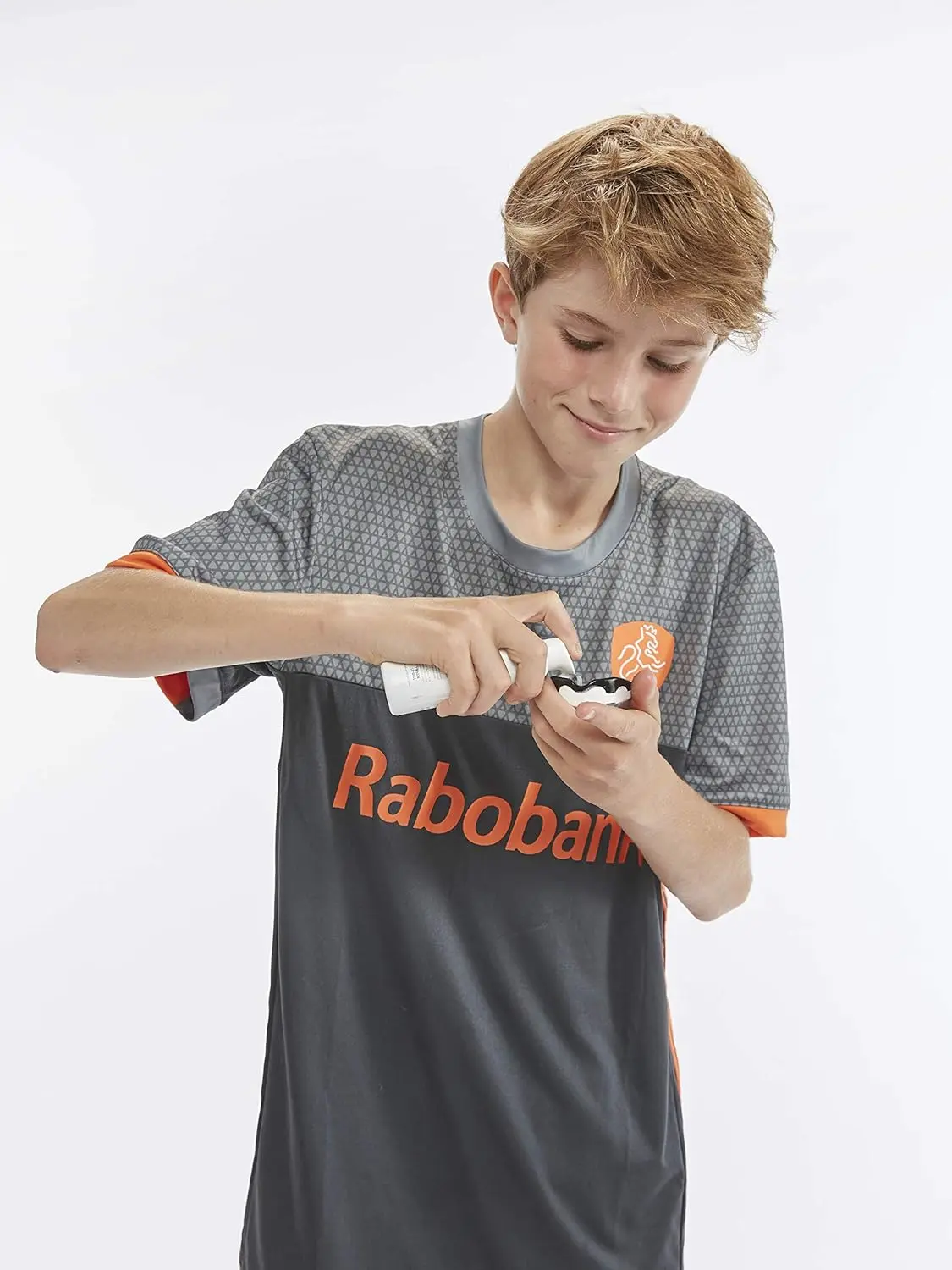 BlueM oral foam retainer cleaner in its packaging, a great gift option and with long-lasting durability.