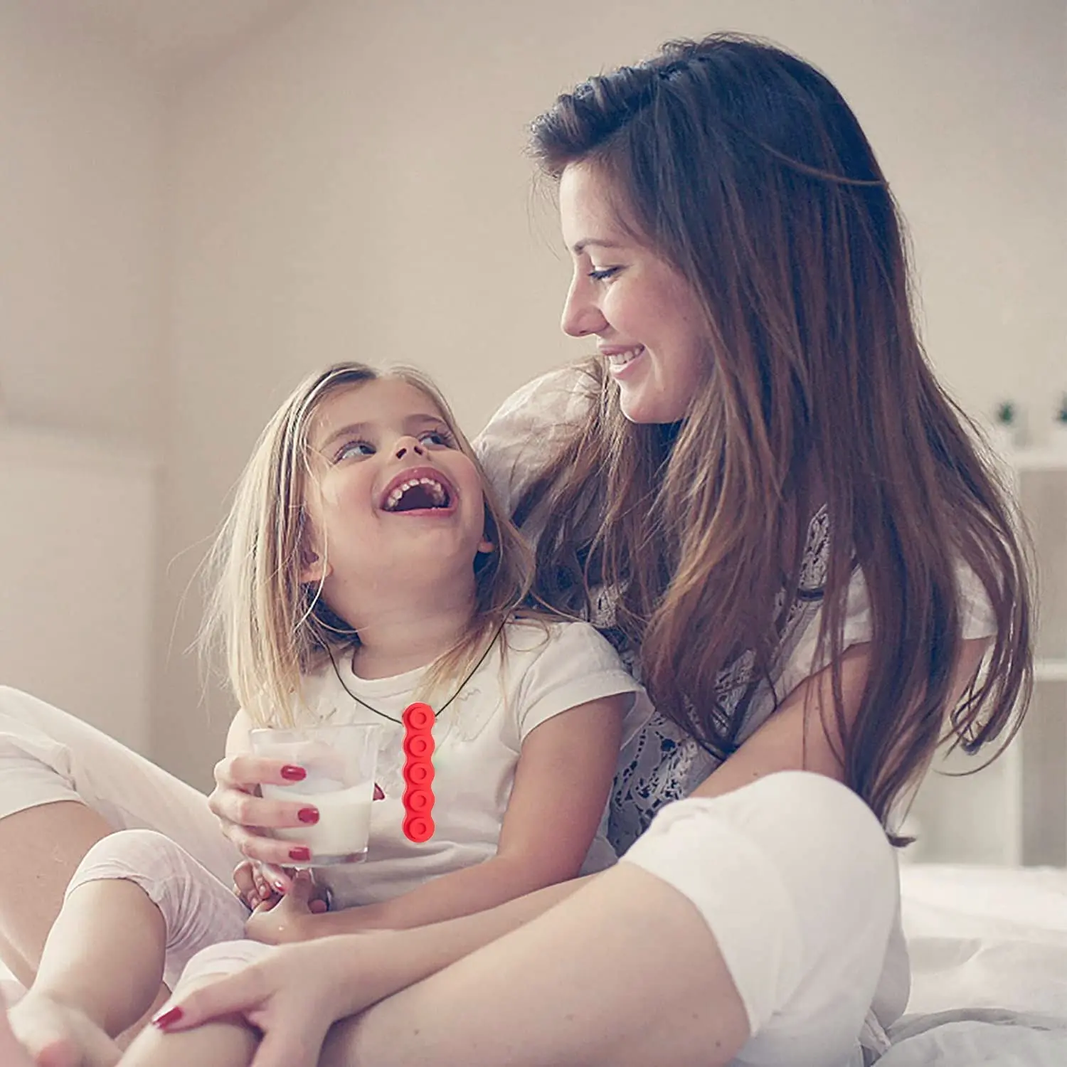 Calming silicone chew necklace for kids with autism, ADHD, and sensory needs, designed to reduce anxiety and prevent chewing on clothes or nails.