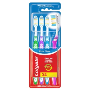 This image shows a four-pack of Colgate Extra Clean medium toothbrushes designed to effectively clean teeth and reach back areas, featuring a tongue cleaner to remove bacteria.