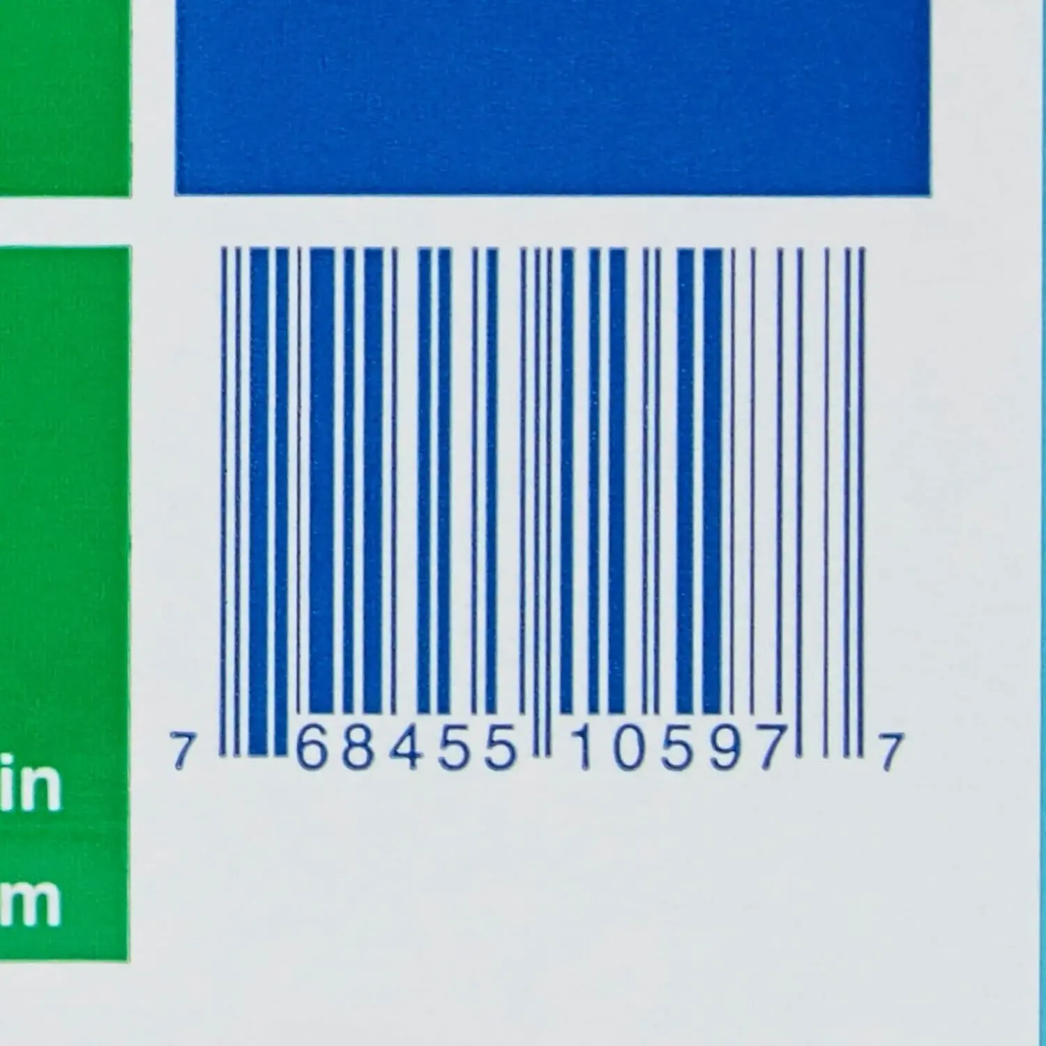 ConvaTec Natura moldable stomahesive skin barrier with turtleneck effect to protect skin from liquid output and a coupling ring for a secure pouch connection.