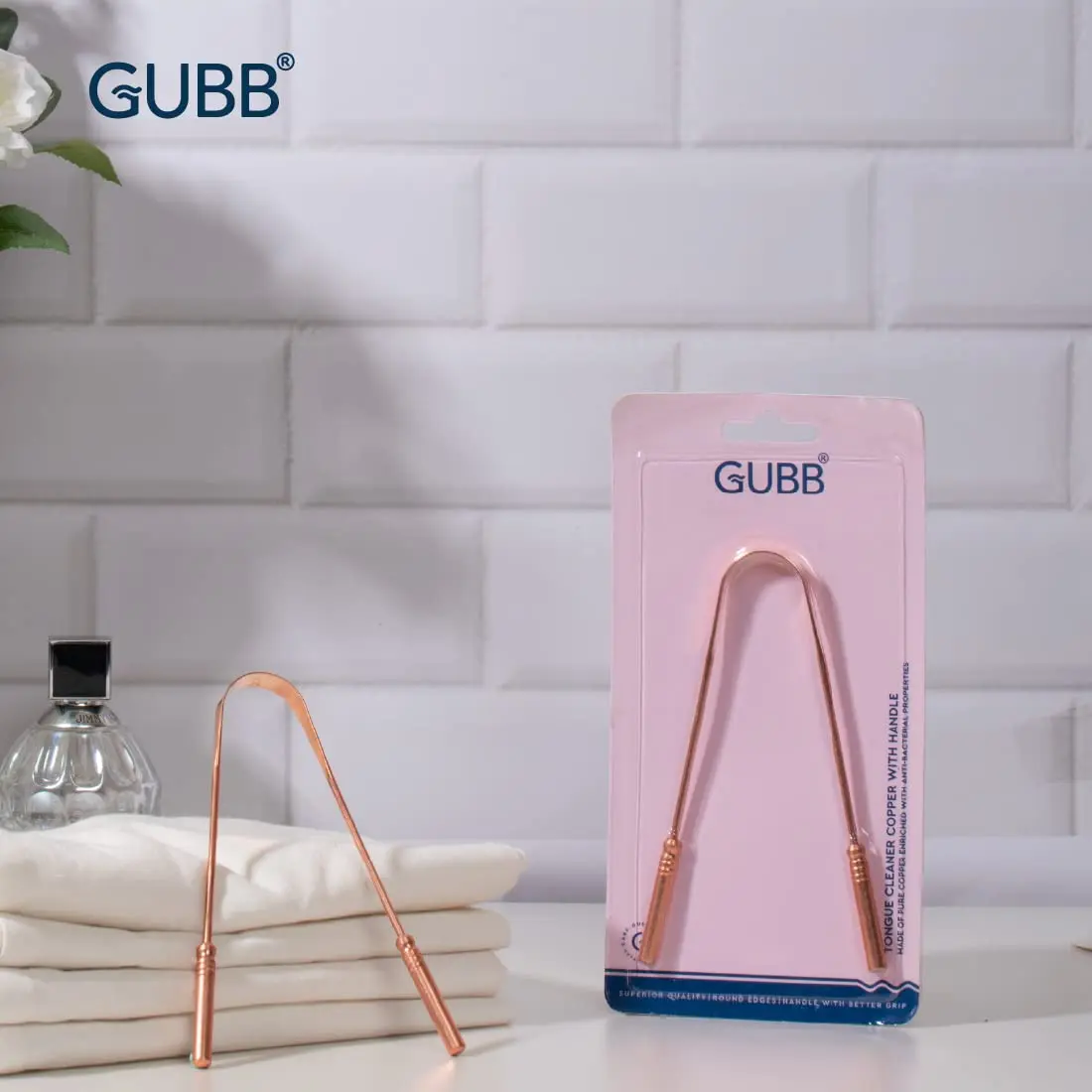 This copper tongue scraper removes bacteria and toxins, improving taste and digestive health for adults and kids.