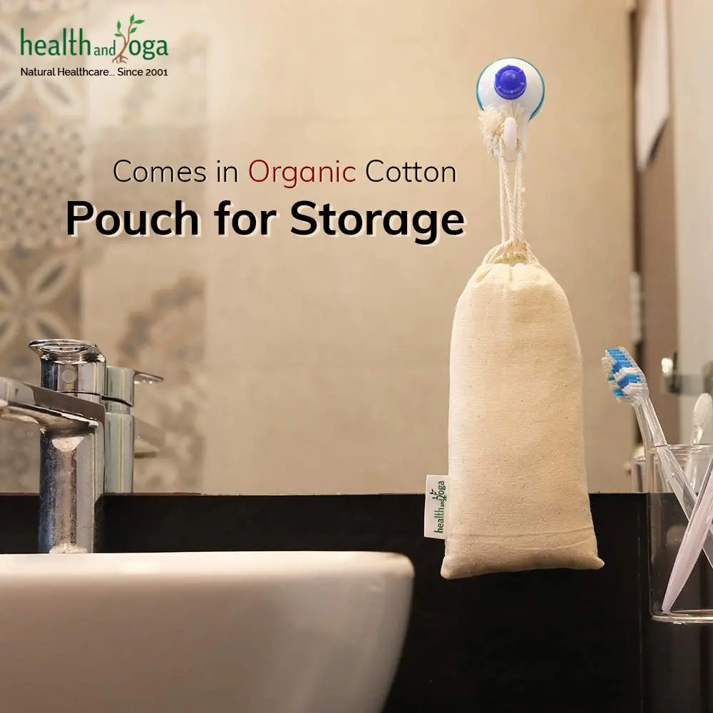 This single SoulGenie HealthAndYoga copper tongue cleaner features an easy one-hand use design, larger surface coverage, and promotes Ayurvedic copper health for fresher breath and total oral hygiene.