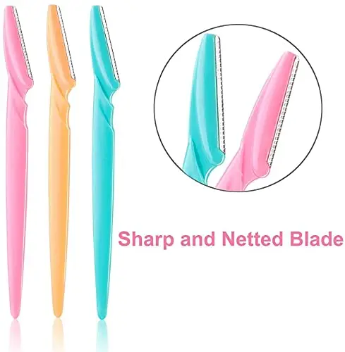 A set of 21 eyebrow razors in blue, pink, and yellow, along with an eyelash brush, for facial hair removal, dermaplaning, and eyebrow shaping, packaged in a clear plastic case.