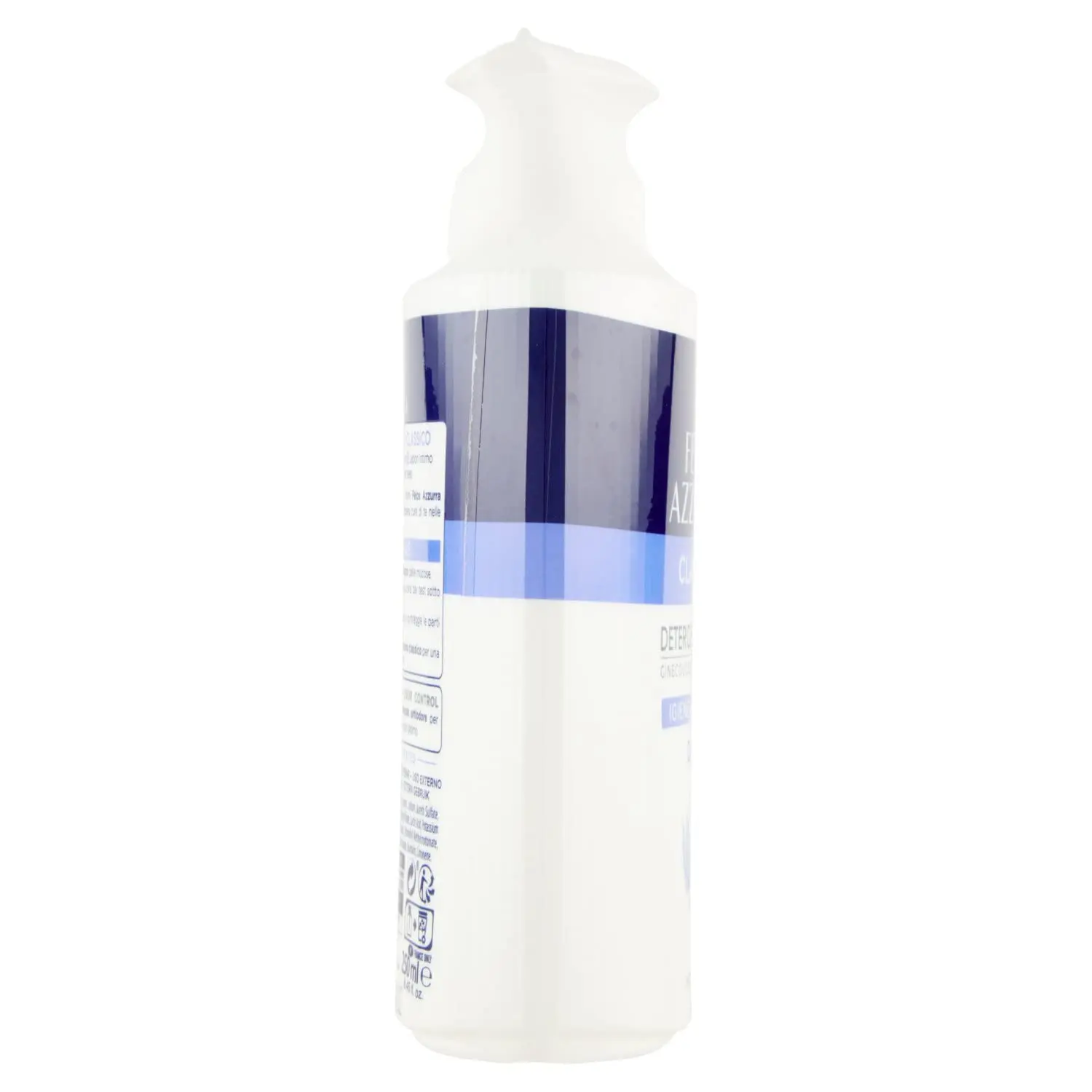 A bottle of Felce Azzurra Classico intimate cleaner for daily feminine hygiene with a pH of 4.5.