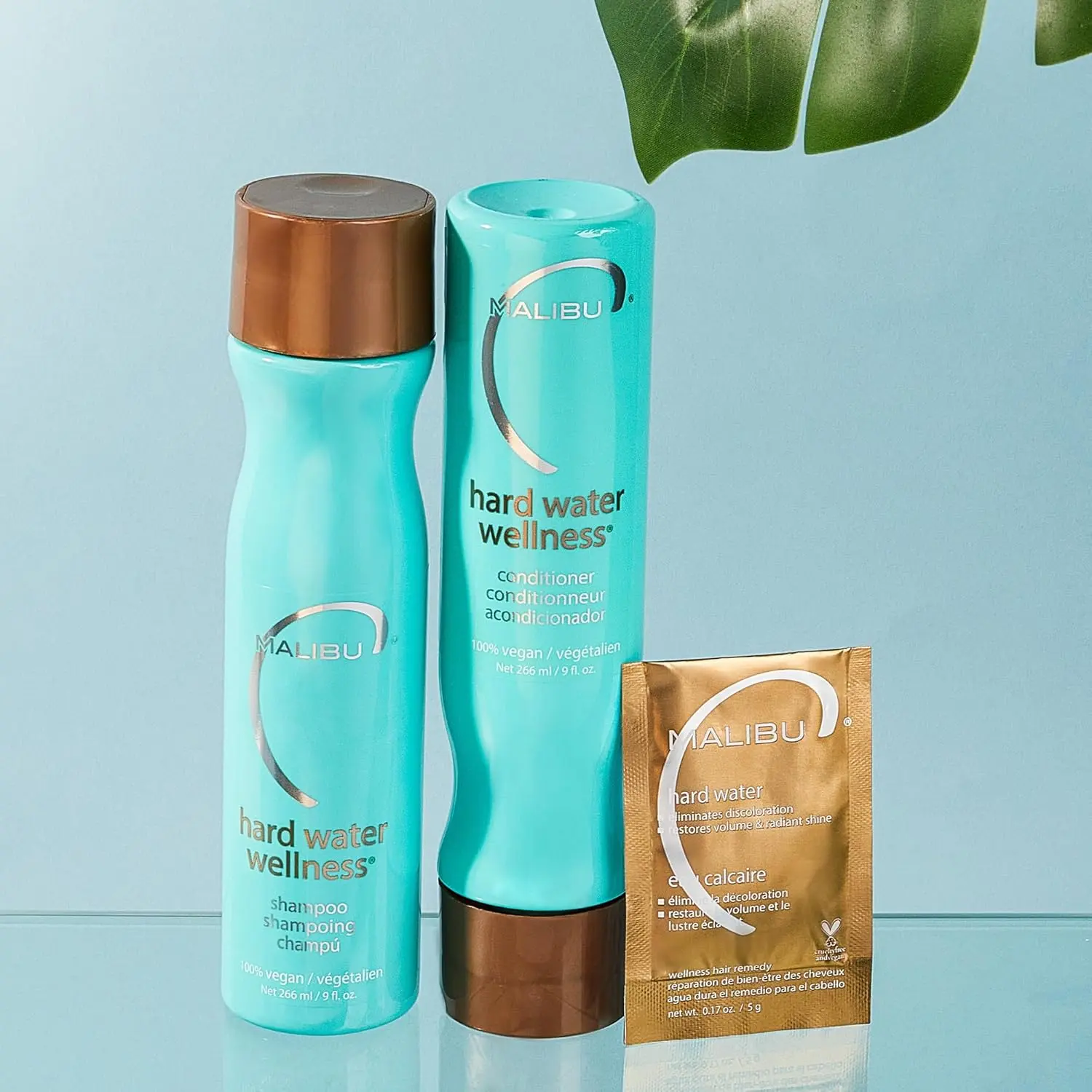 Malibu C Hard Water Wellness Hair Remedy removes hard water deposits and impurities, eliminating brassiness and discoloration for healthier, shinier, and more vibrant hair.