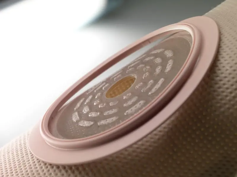 A box of five Hollister New Image flange barriers, designed to fit drainable, closed, or urostomy pouches with a 2 1/4 inch flange size, and cut-to-fit up to 1 3/4 inches.