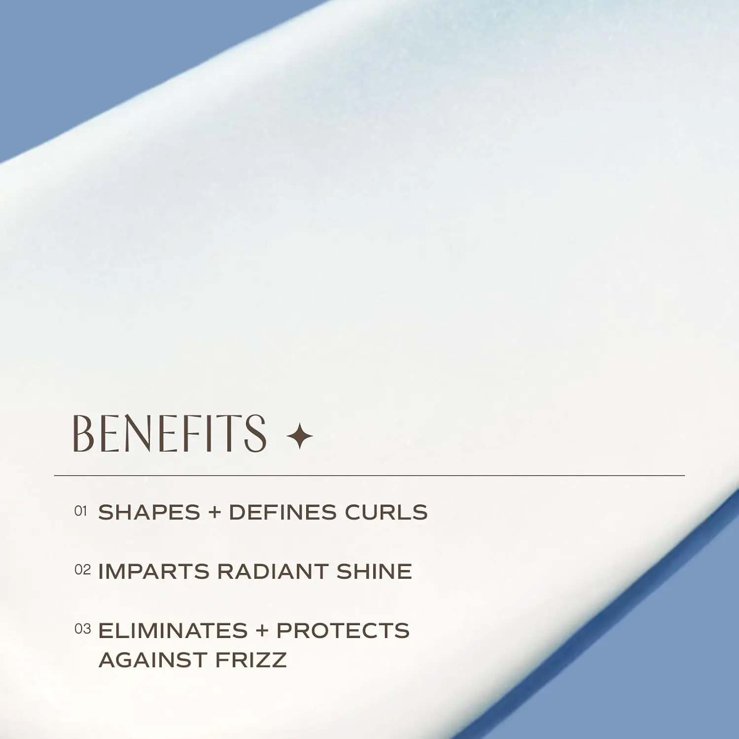 This Innersense Organic Beauty travel set features hydrating hairbath, conditioner, leave-in conditioner, and hair mask for dry, damaged, or coarse hair, providing a complete wash day ritual for soft, healthy, and nourished hair.