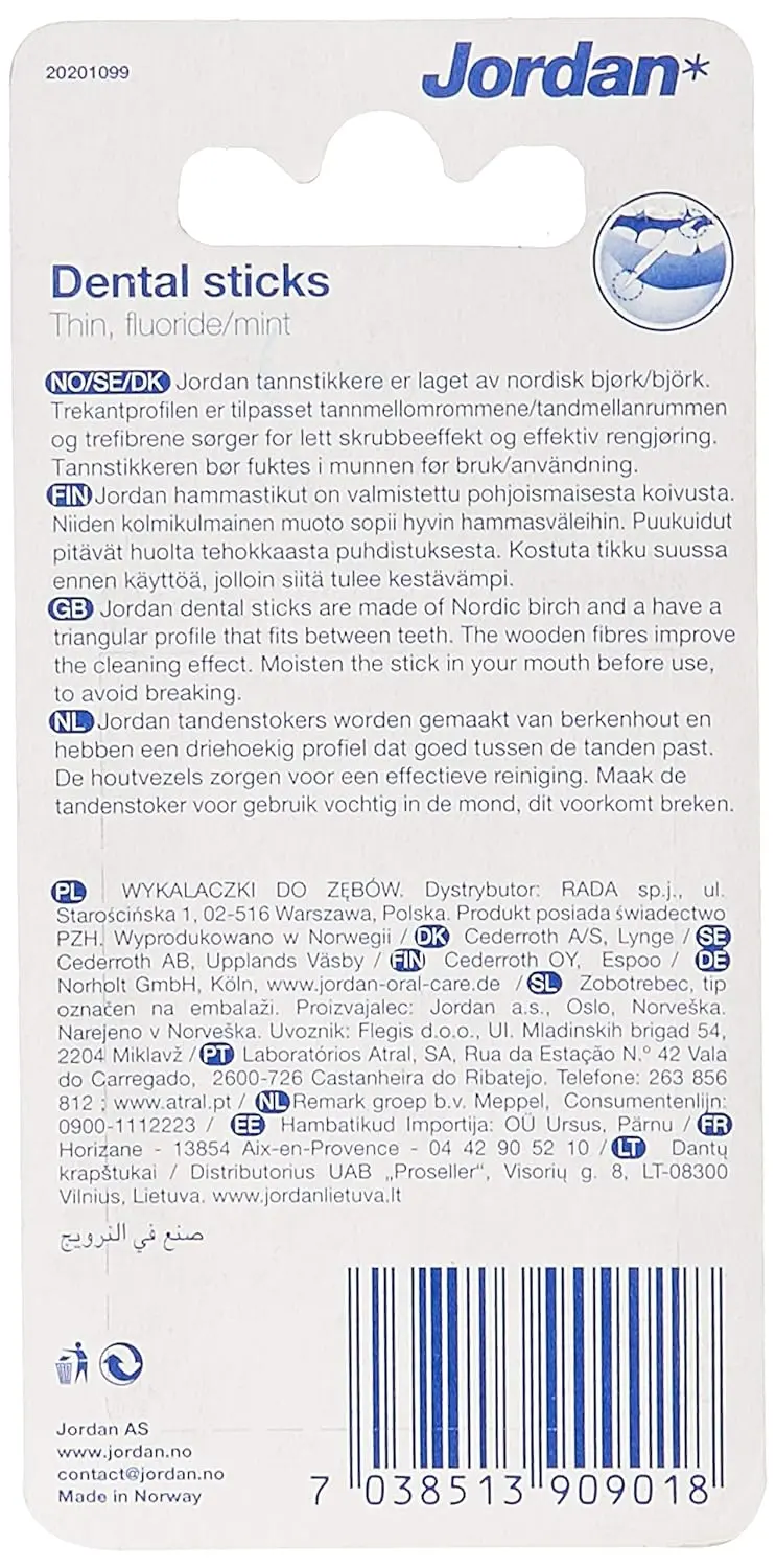 This image shows Jordan thin dental sticks made of Nordic birch, designed with wooden fibres and fluoride mint for an improved cleaning effect.