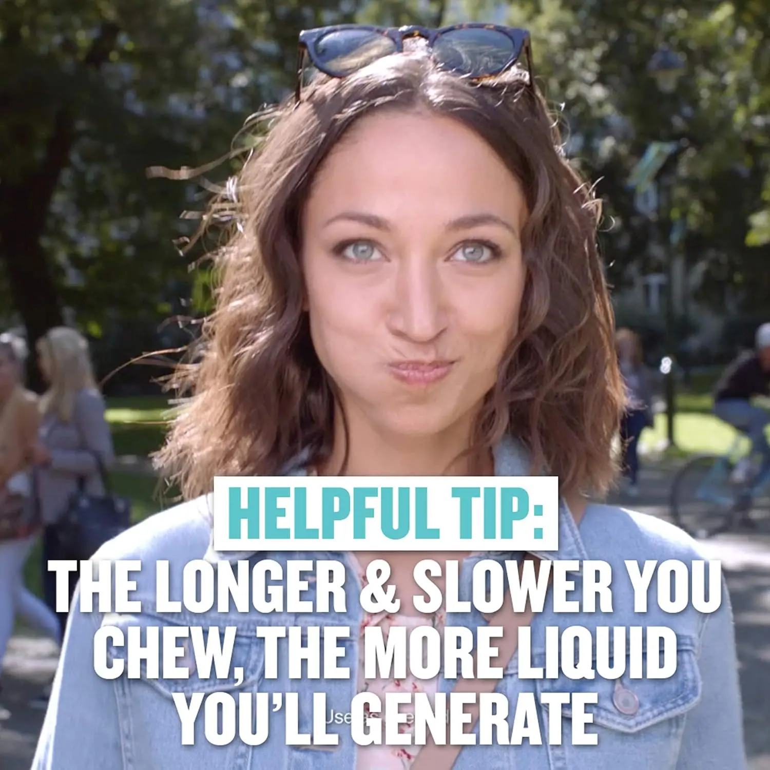 A pack of Listerine Ready Tabs in Clean Mint flavor contains 8 chewable tablets for a refreshing, on-the-go clean feeling and provides fresh breath for up to 4 hours.