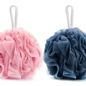 This 2 pack of loofah bath sponges is designed with a long handle for easy exfoliating and cleansing in the shower, creating a rich lather for soft, smooth skin.