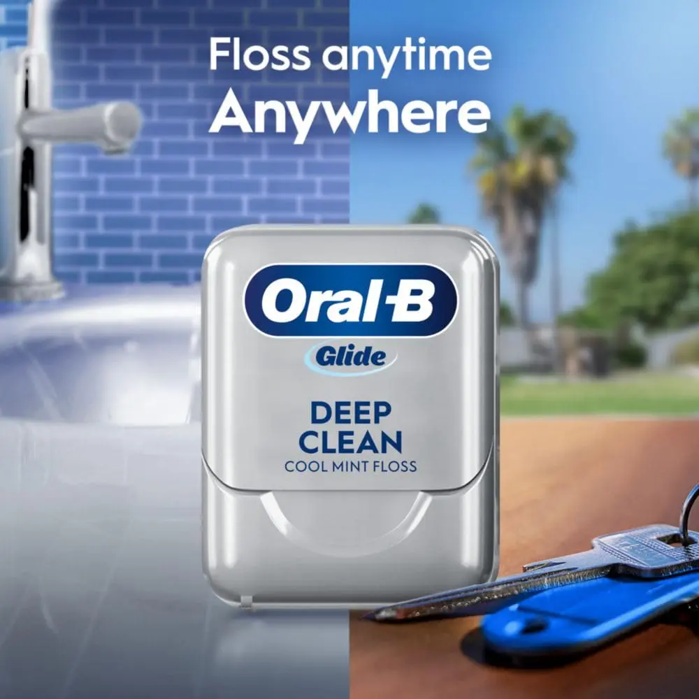 Three-pack of Oral-B Glide Pro-Health Deep Clean Cool Mint floss that slides easily to help prevent gingivitis.