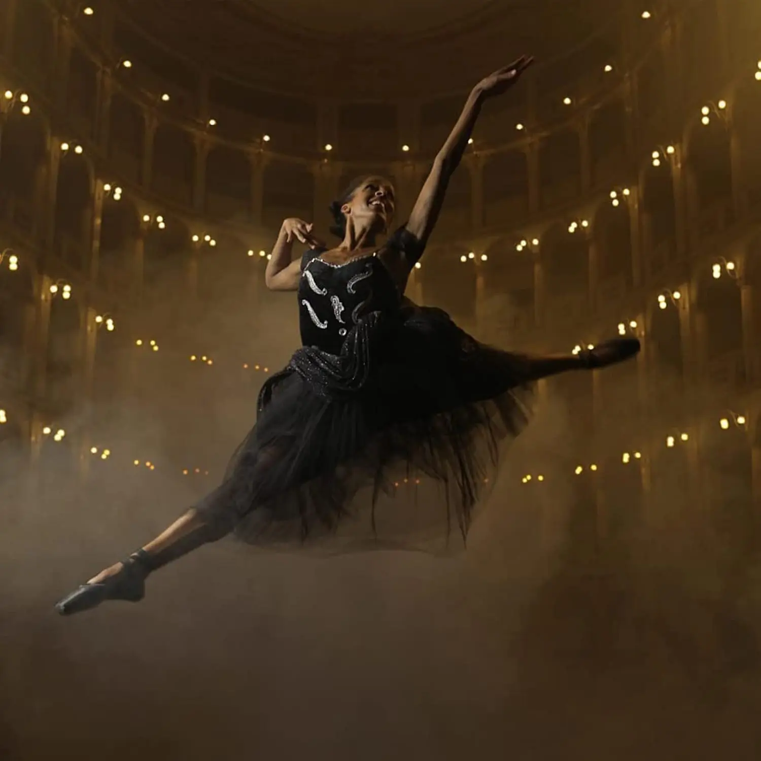 Sixteen regular absorbency Organyc tampons with applicator made of 100% organic cotton, certified vegan and biodegradable.