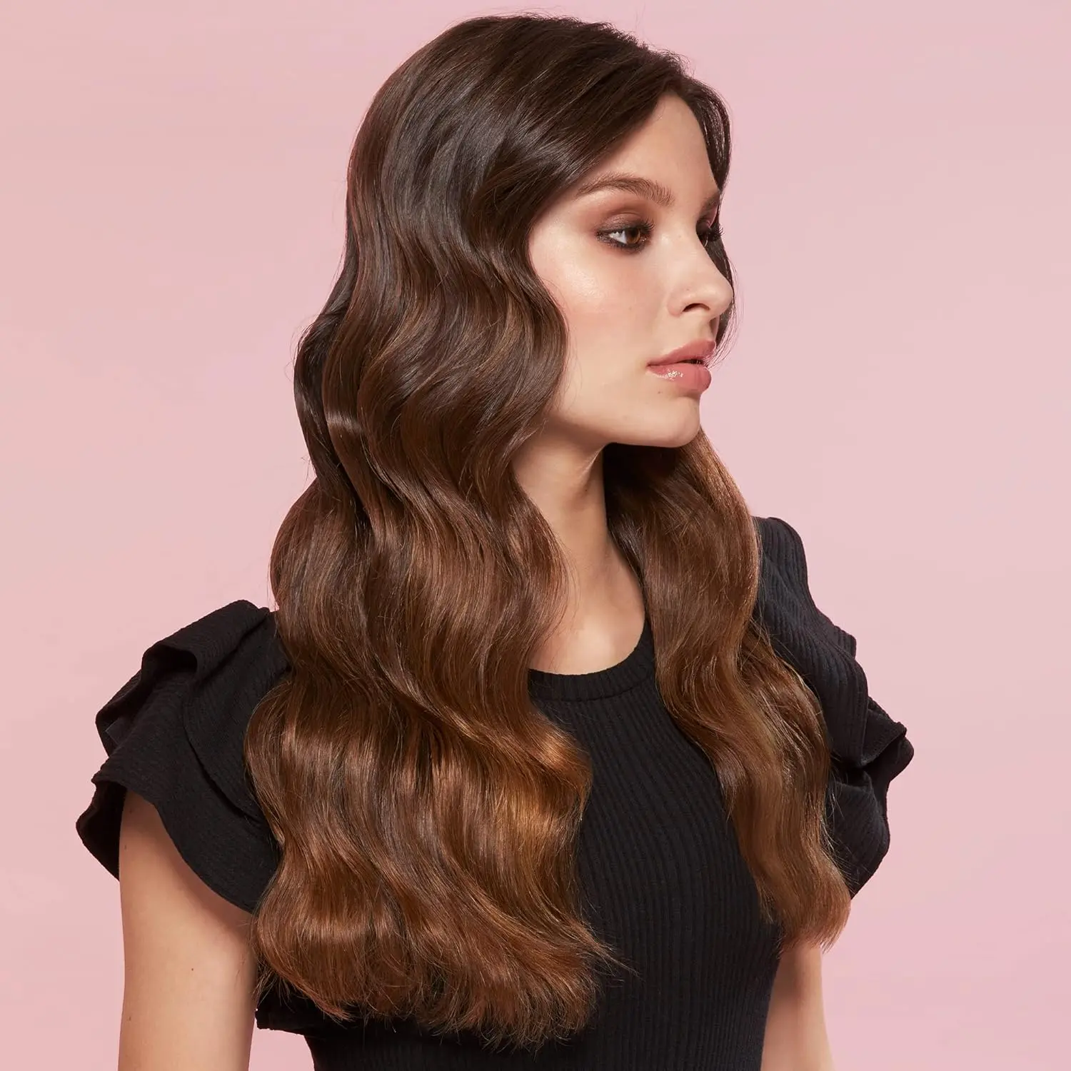 Close-up of the BELLISSIMA Imetec My Pro Twist & Style oval-shaped curling iron attachment with a 38x25mm diameter and ceramic coating for creating Hollywood waves.