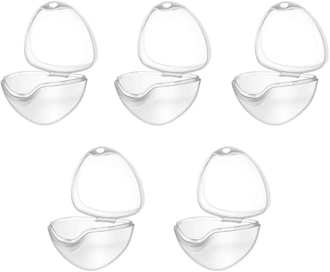 This transparent 5 pack of ELECDON pacifier cases keeps your baby's dummies clean and protected from dirt and bacteria while on the go.