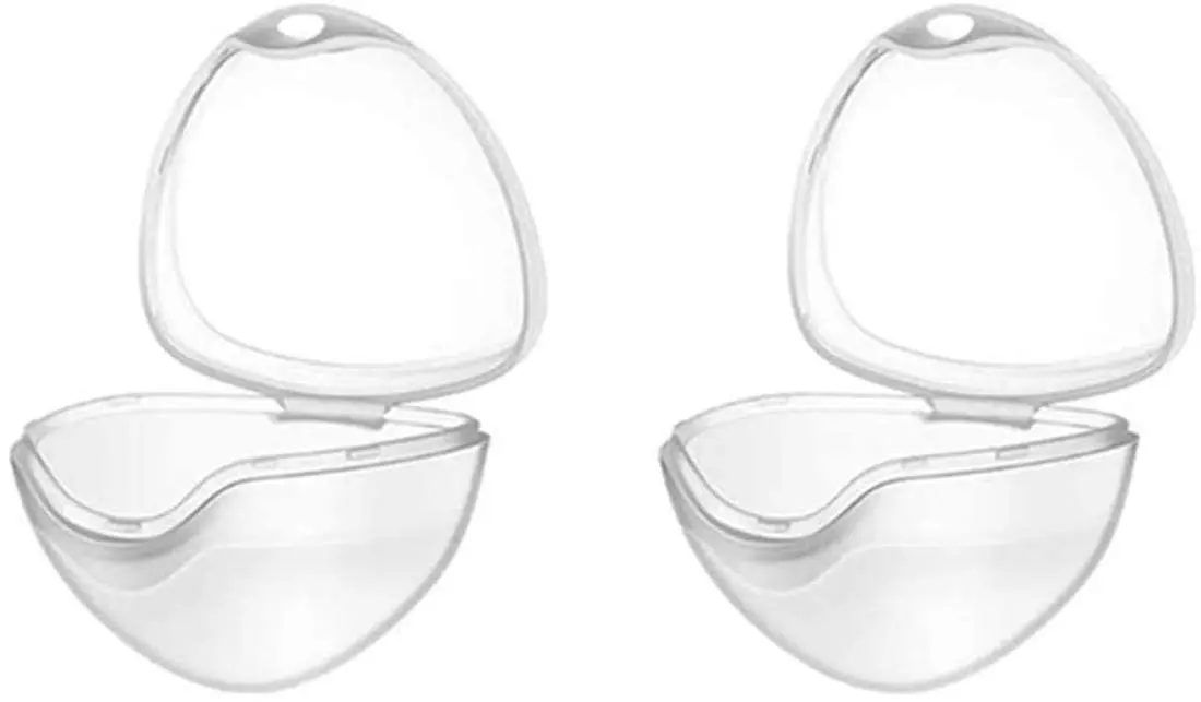 This transparent 5 pack of ELECDON pacifier cases keeps your baby's dummies clean and protected from dirt and bacteria while on the go.