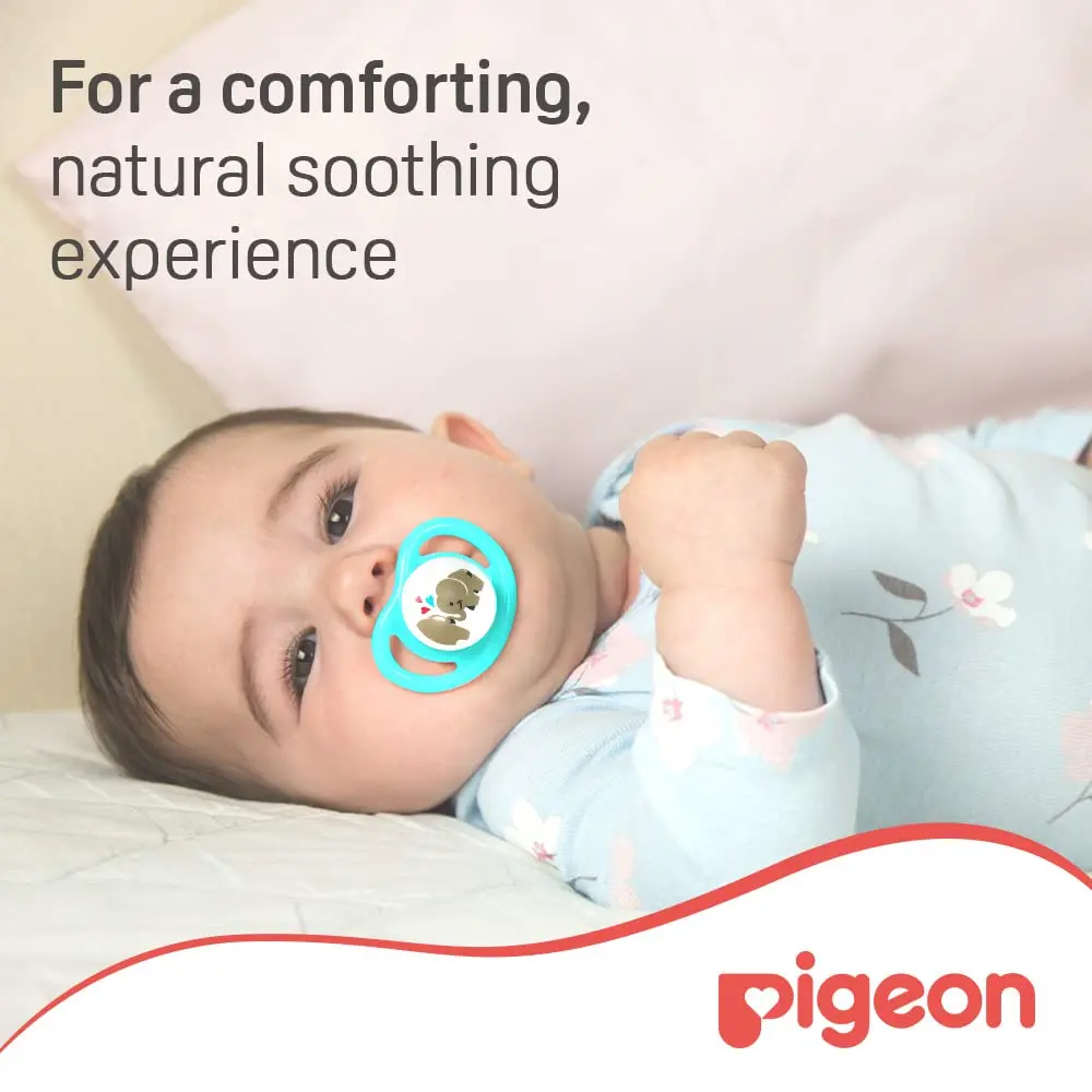 The Pigeon Minilight Pacifier Twin M size for girls features a soft silicone nipple, lightweight design, and breather holes for baby's comfort and safety.