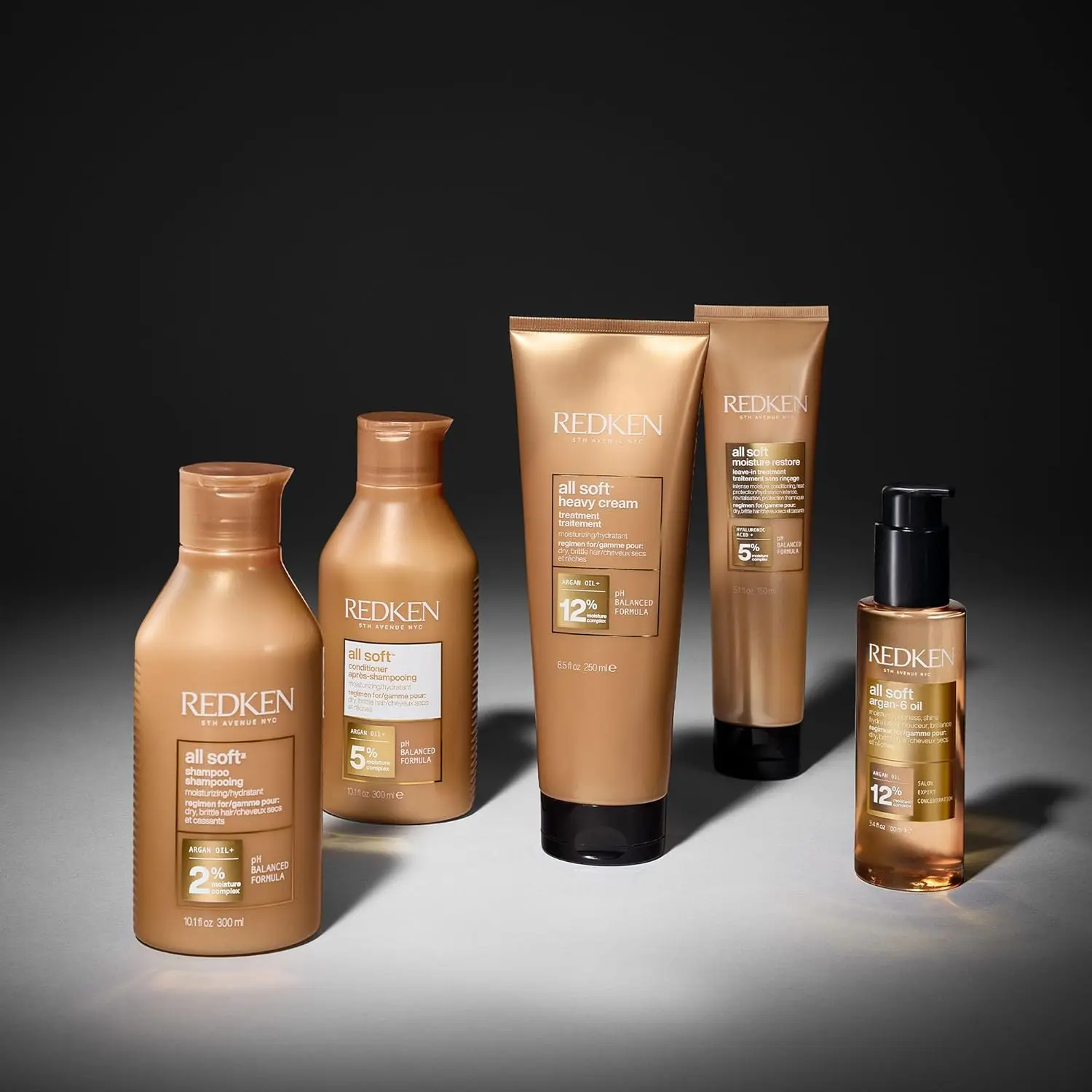 Redken All Soft Argan-6 Oil deeply conditions dry, damaged hair, adding softness and shine thanks to its argan oil-infused formula.