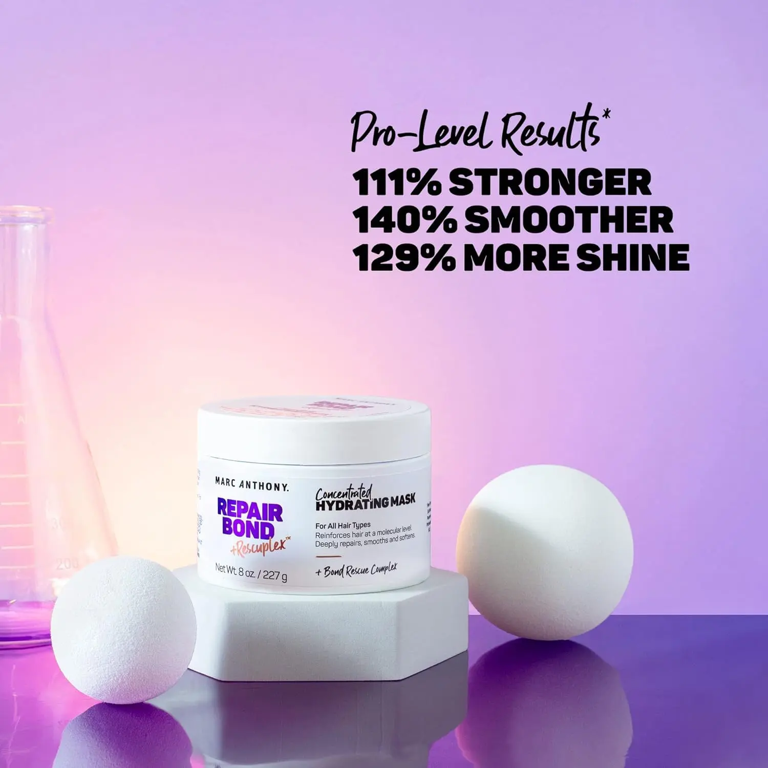 Marc Anthony Repair Bond hair mask strengthens damaged hair, reduces frizz and breakage while maintaining bonds.