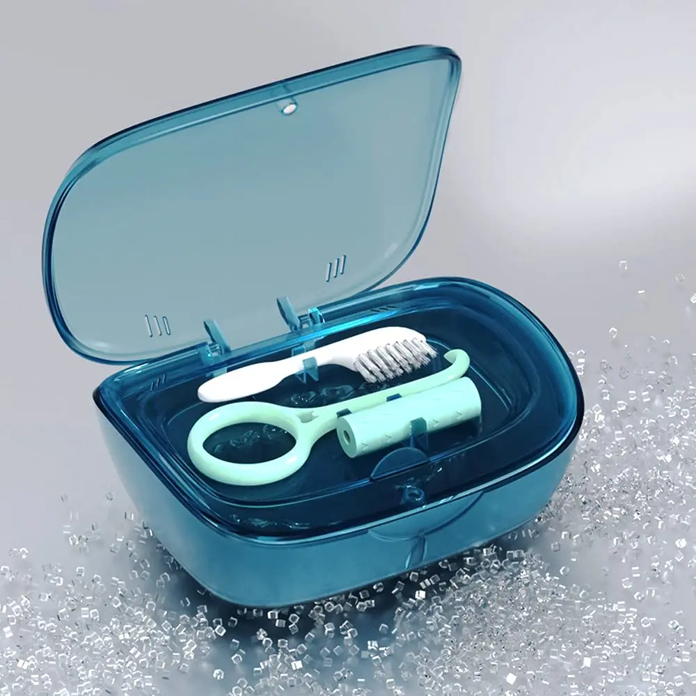 This durable retainer box is perfect for travel and home storage, keeping your mouth guard, dentures, or aligners clean and safe from dirt.