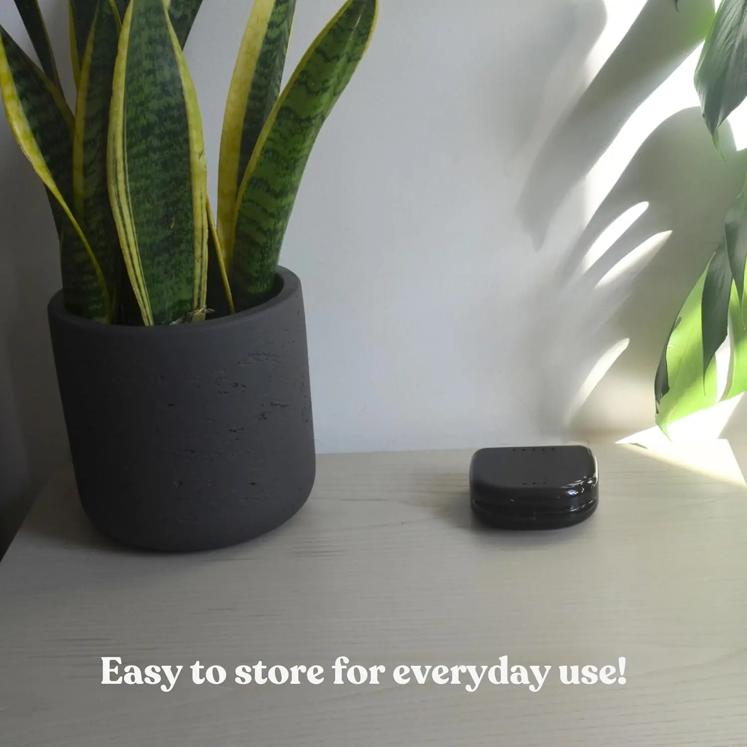 This small, durable retainer case with 16 vent holes provides ventilation for cleaning retainers, aligners, and mouthguards.