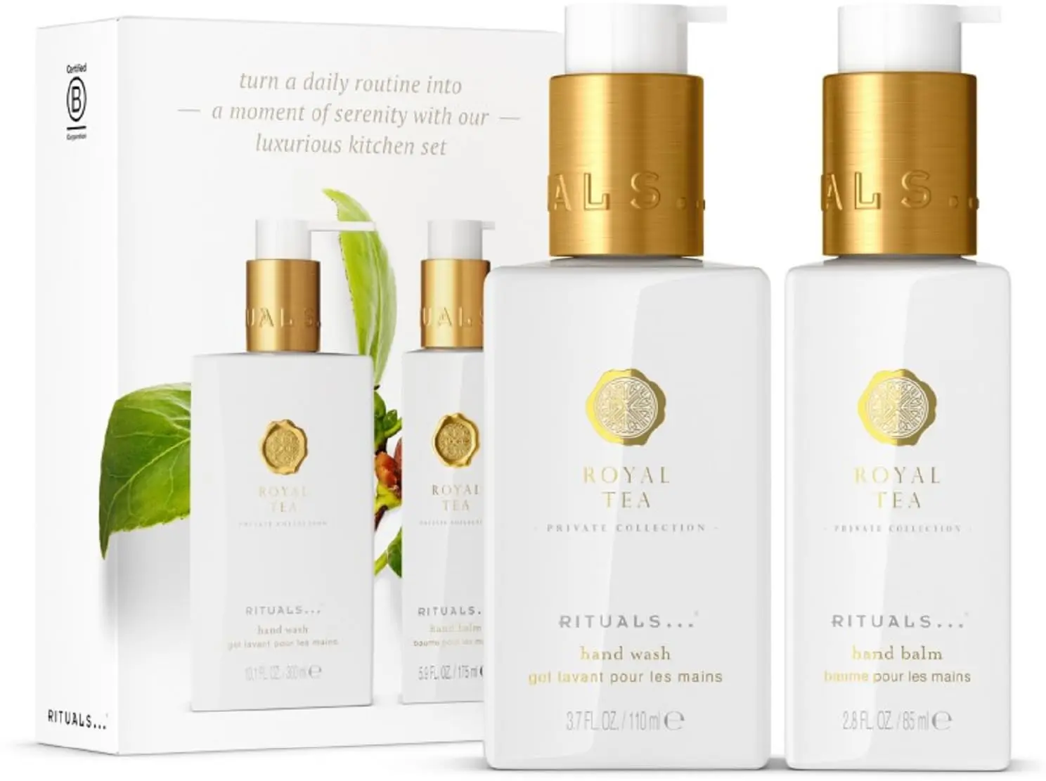 This travel set includes Rituals Royal Tea hand soap and hand balm with a refreshing green tea and woody fragrance, packaged in recyclable containers.