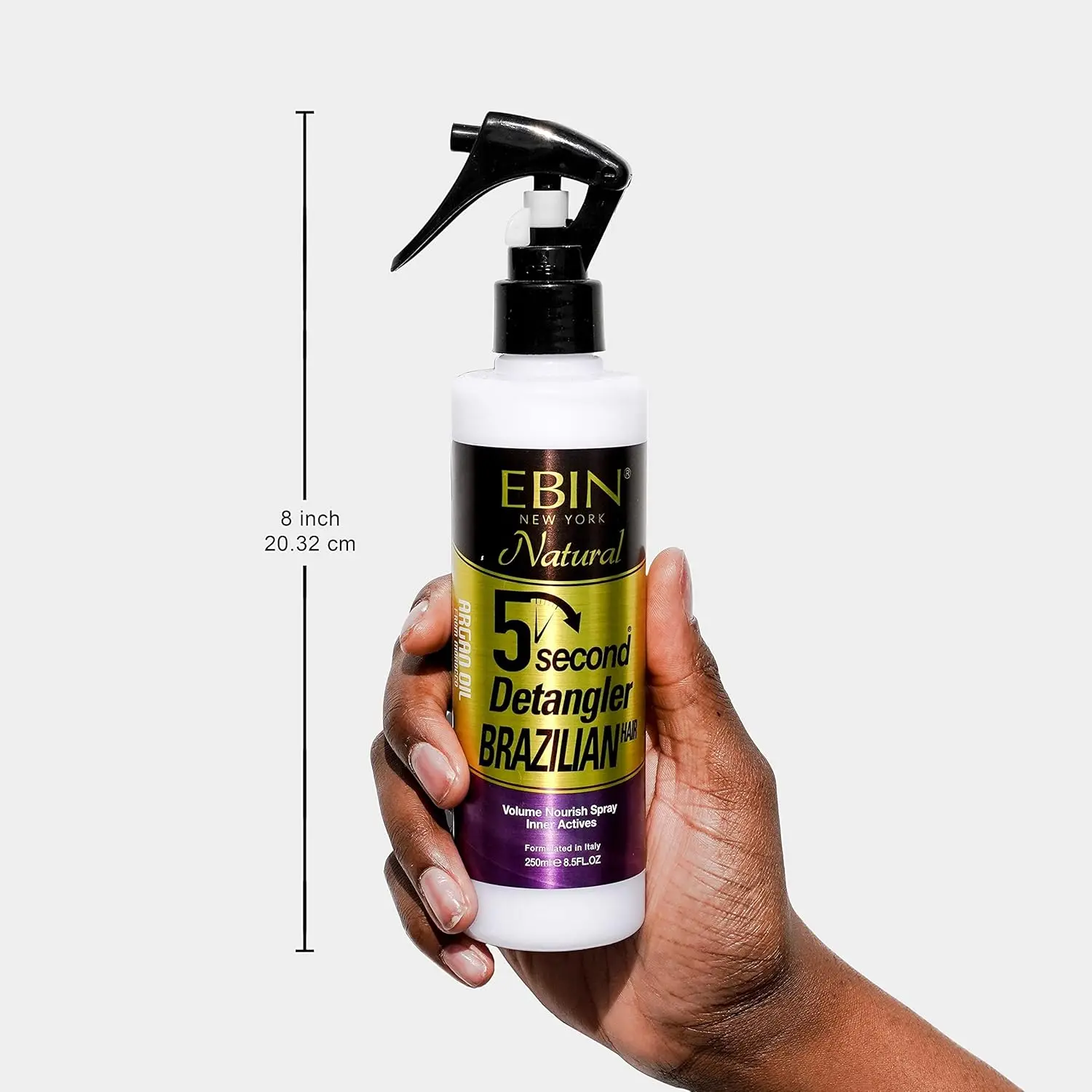 The 5 Second Detangler infused with Moroccan Argan Oil instantly detangles and adds lightweight moisture, softening natural curls, coils, and waves for healthy, smooth hair.