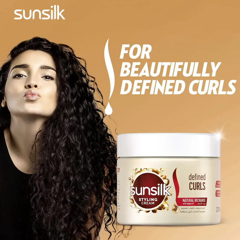 Sunsilk curl cream blended with argan oil for bouncy, defined, non-greasy curls with added volume.