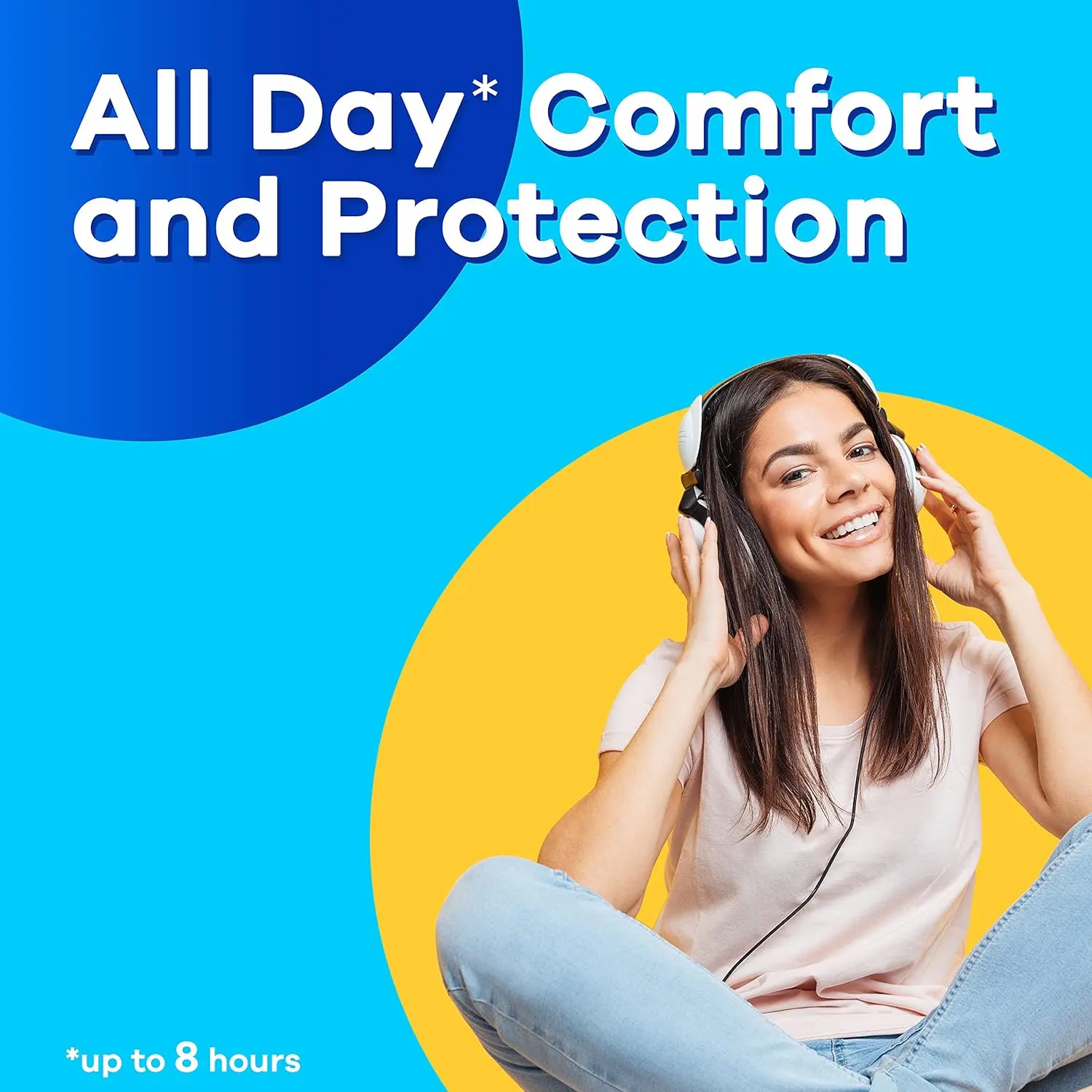 Twelve Tampax Super tampons with smooth plastic applicators, ideal for medium to heavy flow days, offering comfort, protection and discretion.