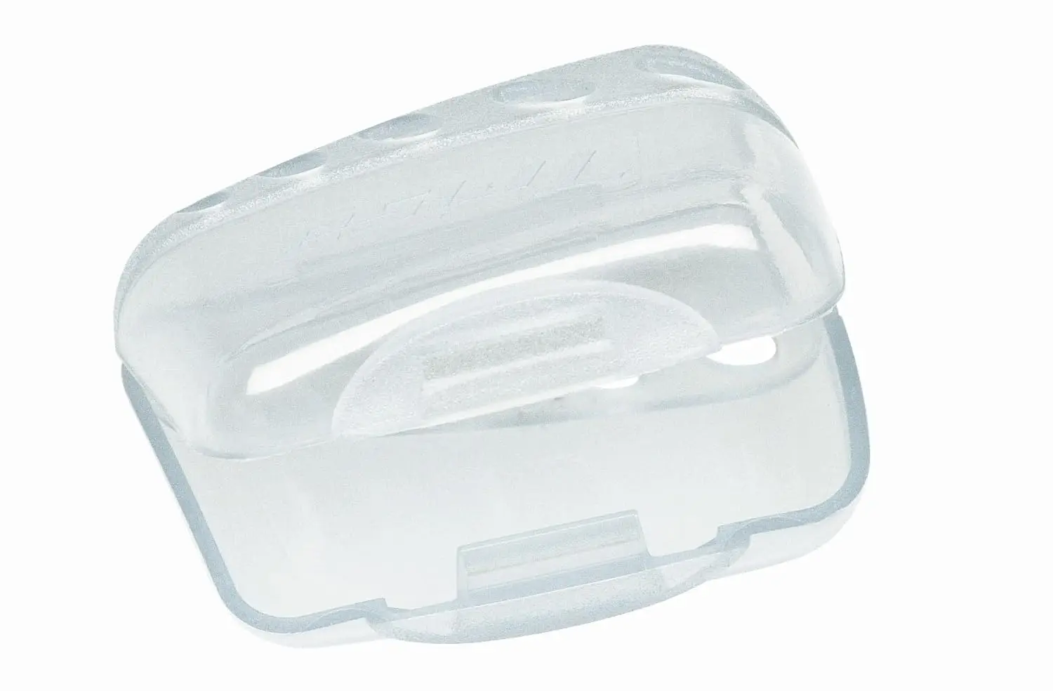 The Trisa Hygiene Box 3-Pack keeps your toothbrush heads clean and protected from dust and bacteria at home or while traveling.