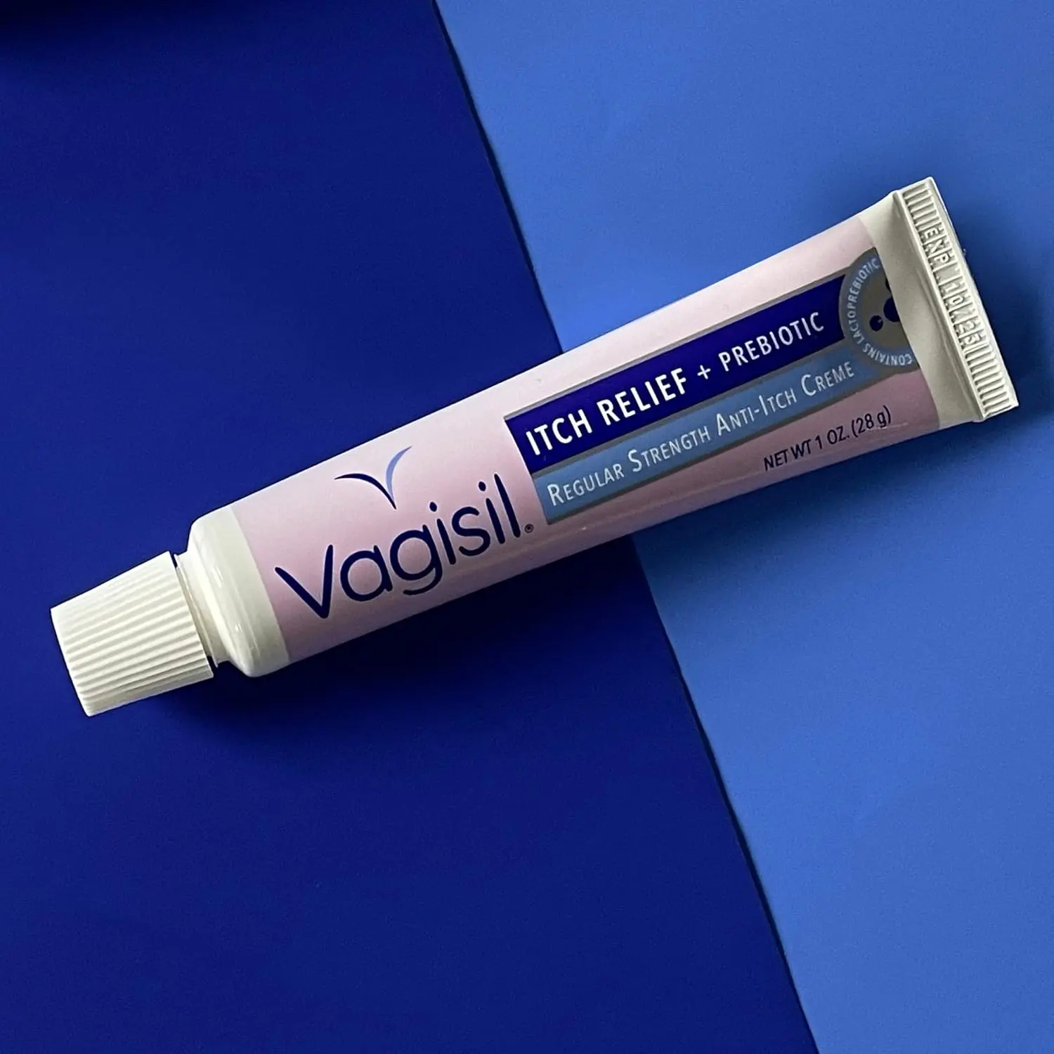 Vagisil anti-itch wipes provide soothing relief from feminine itching, formulated with vitamins and aloe to calm irritation and block odor.