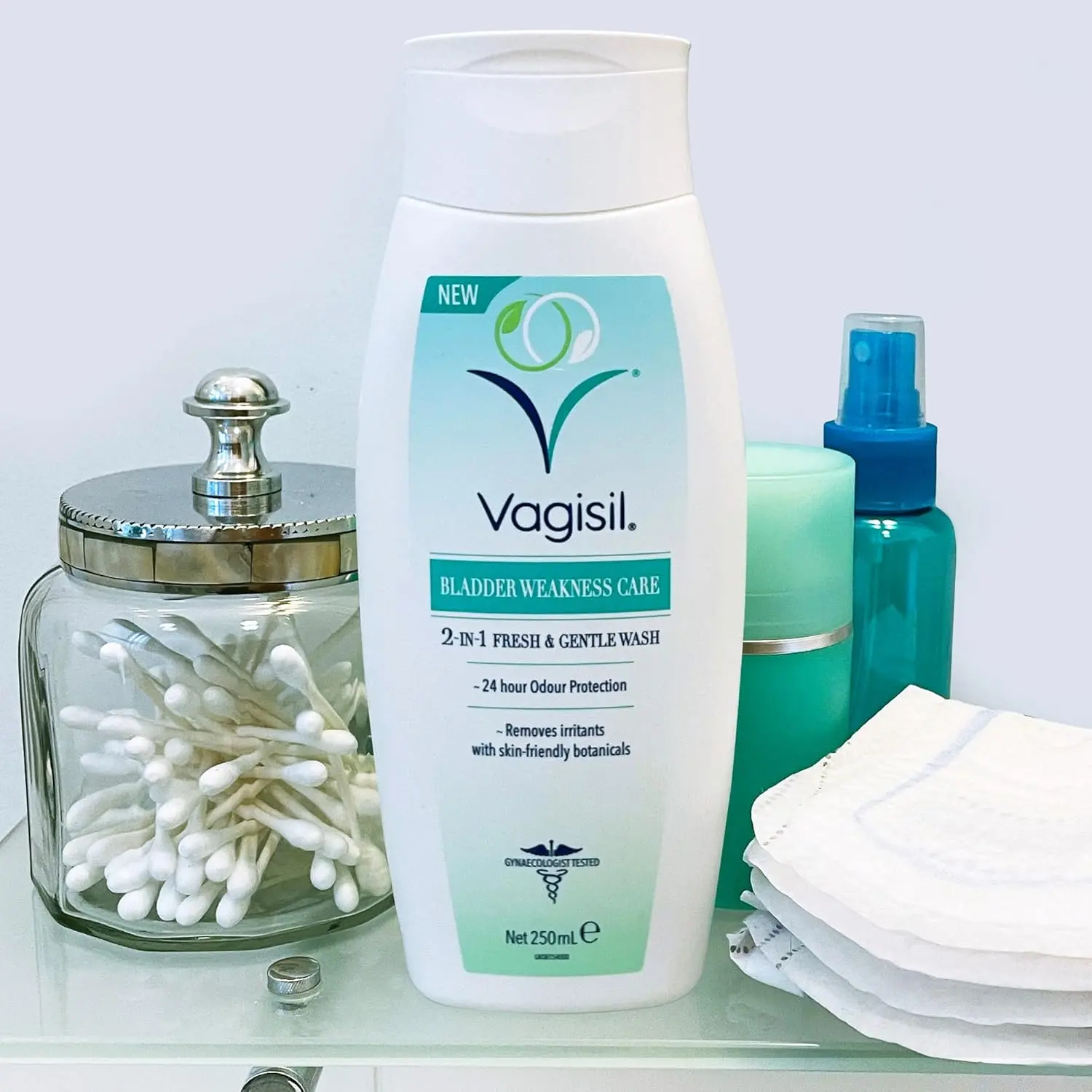 Vagisil 2-in-1 intimate wash for bladder weakness, formulated with aloe and chamomile, gently cleanses, soothes sensitive skin and provides 24-hour odour protection.