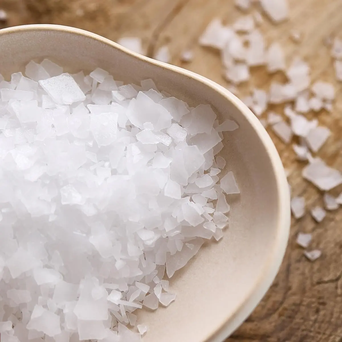 Westlab magnesium flakes are a pure and natural way to boost magnesium levels, relieve muscle tension, and promote relaxation in a soothing bath soak.