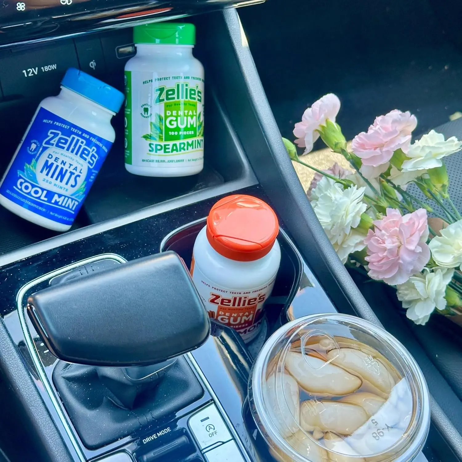 Zellies cinnamon breath mints made with 100% xylitol are a delicious and effortless way to support your oral health on the go while keeping your breath fresh.